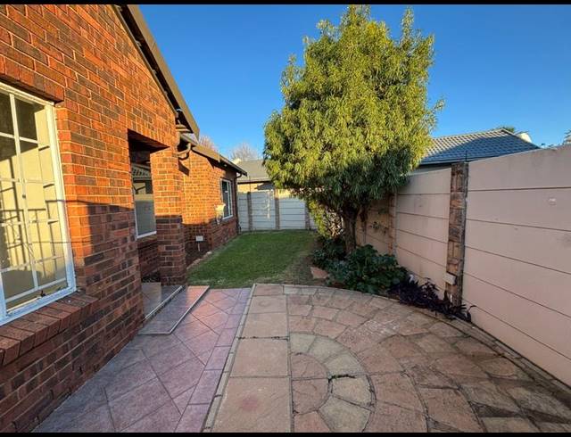 3 BEDROOM TOWNHOUSE FOR SALE IN BERGBRON